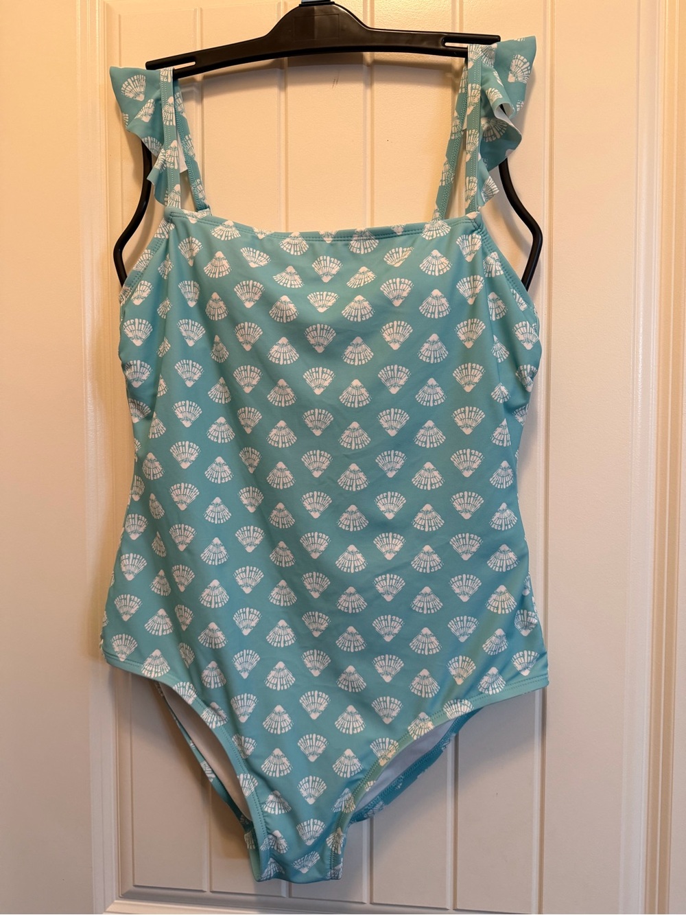NEVER WORN Kona Sol Aqua Shell-Print One-Piece Swimsuit